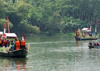 Pemerintah Kabupaten Kutai Timur (Kutim) akan membuka Sail Sangkulirang pada tahun 2024 mendatang. Program tersebut diungkapkan langsung oleh Bupati Kutim Ardiansyah Sulaiman
