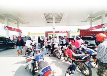 Kepala Dinas Perindustrian Dan Perdagangan Kutai Timur (Kadisperindag Kutim), Zaini mengimbau kepada pemilik SPBU di Kota Sangatta agar tak melayani para pengetap atau pembeli dengan maksud untuk dijual kembali