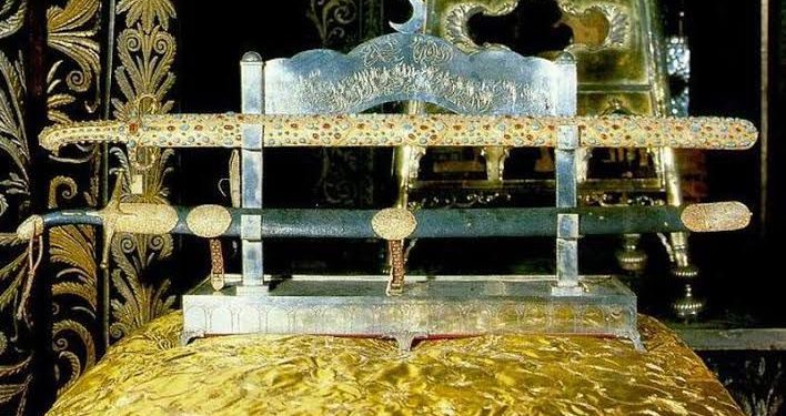 Pedang, Tongkat dan Sandal Rasulullah Dipamerkan Di Balikpapan