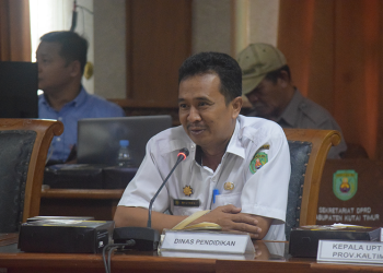 Pemkab Kutai Timur Berikan Program Beasiswa untuk Meningkatkan Kualitas Pendidikan di Kutim
