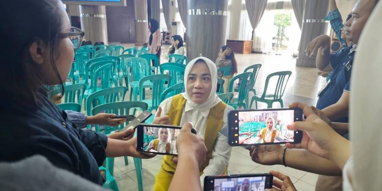 Perempuan Berpolitik! Asti Mazar Percaya Perempuan Juga Bisa Tunjukan Diri Sebagai Pemimpim