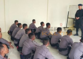 Brigpol Habib Candra Beri Pembekalan Anti Narkoba kepada Bintara dan Tamtama Remaja Satbrimob