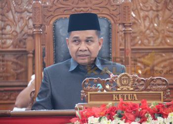Ketua DPRD Kutim, Joni.
