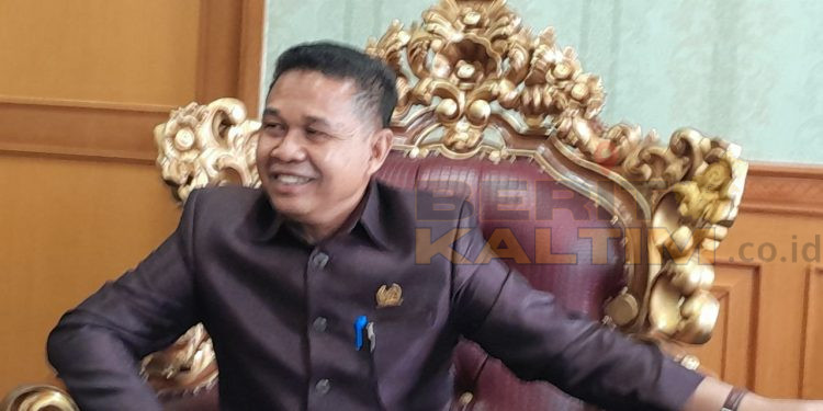 Ketua DPRD Kutim, Joni.