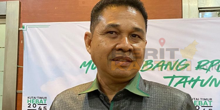 Ketua DPRD Kutim, Joni.