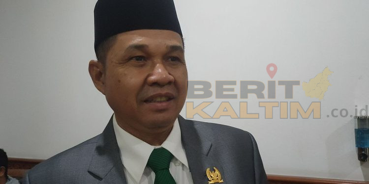 Ketua DPRD Kutim, Joni.