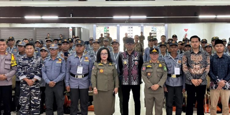 Pjs Bupati AHK Tegaskan Peran Vital Satlinmas untuk Keamanan Pilkada 2024