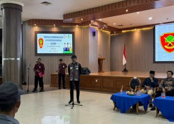 Pjs Bupati Kutim Kukuhkan Satlinmas untuk Pengamanan Pilkada 2024