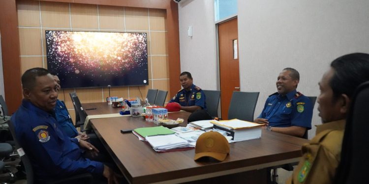 Pjs Bupati Kutim Sidak Dinas Pemadam Kebakaran, Pastikan Kesiapan Penanganan Karhutla