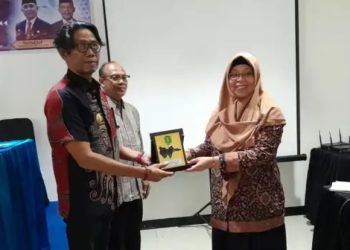 Pjs Bupati Kutim, Agus Hari Kesuma Buka FGD Pengawasan Perizinan Berbasis Risiko