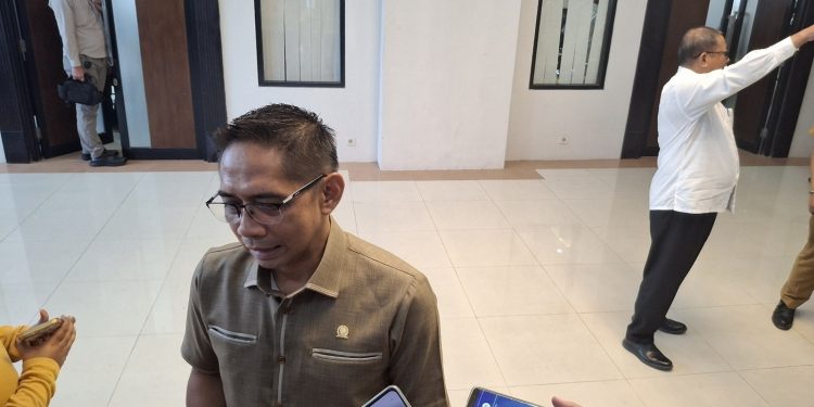 Masalah Gizi dan UKS Minim, Hasanuddin Mas’ud Ingatkan Pemerintah: Ini Soal Masa Depan Anak