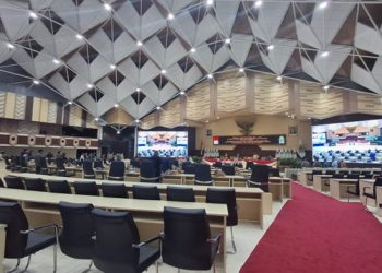 APBD Kaltim 2026 Disepakati Rp 14 Triliun, Penurunan Fiskal Paksa Pemerintah Fokus pada Program Prioritas